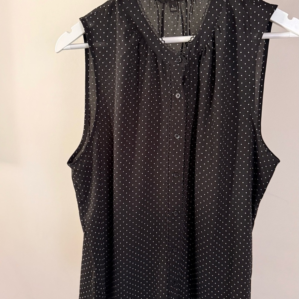 Banana Republic Black and White Dotted Sleeveless Blouse